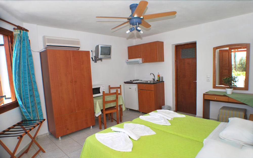 Blue Fish Appartement Platis Gialos  Buitenkant foto